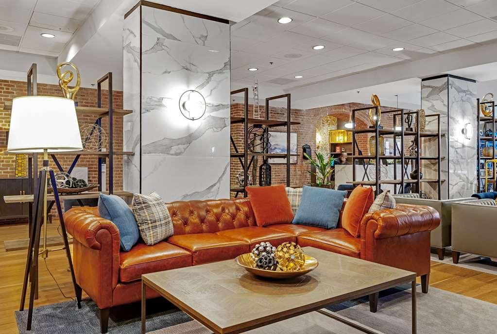 The At Henderson's Wharf, Ascend Collection