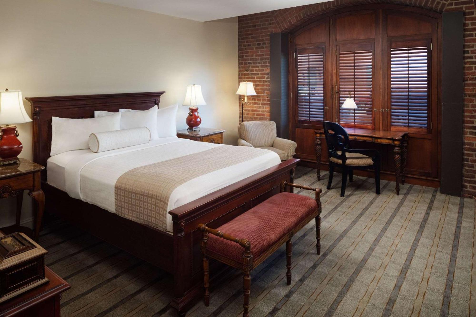 Hotel The At Henderson's Wharf, Ascend Collection